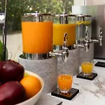 Otel Regina Elena Dependance 4*