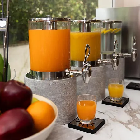 Hotel Regina Elena Dependance 4*