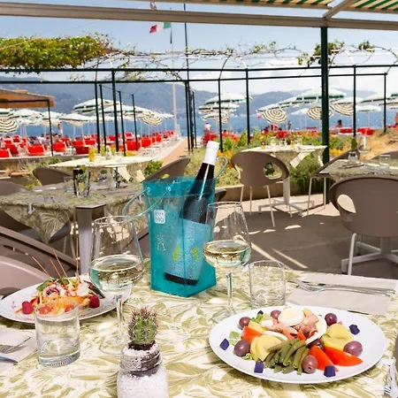 Regina Elena Dependance 4*