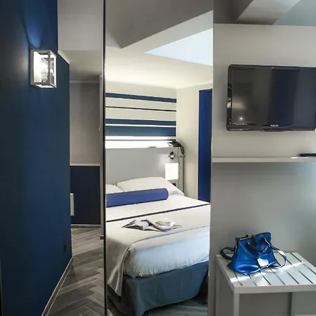 Отель Regina Elena Dependance Санта-Маргерита-Лигуре