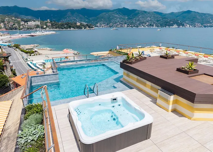 Hotel Regina Elena Dependance 4*